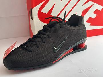 Nike Shox Nere/rosse universitarie