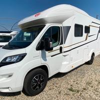 Eura Mobil PRS 695 HB due matrimoniali e grande ga