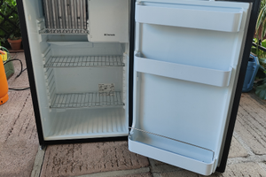 Frigo trivalente per camper