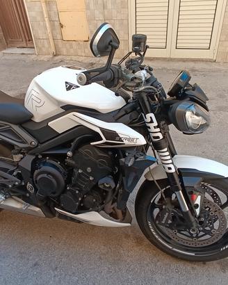 Triumph Street Triple 765 R - anno 2023