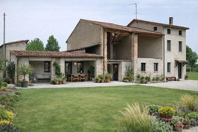 Castiglione d/S Grande Casale da Ristrutturare con