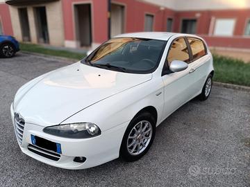 Alfa Romeo 147 1.6 t.s. 16v 