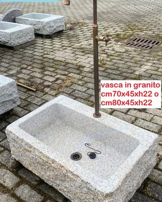 Fontana con rubinetto alto