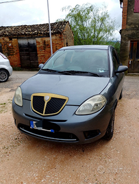 Lancia Ypsilon benzina metano