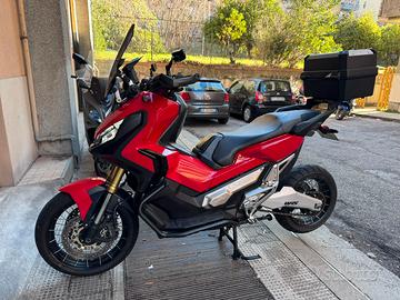 Xadv 750