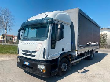 Autocarro Iveco Eurocargo 120 25 centinato