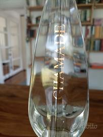 Bottiglia profumo gigante Guerlain Chamade