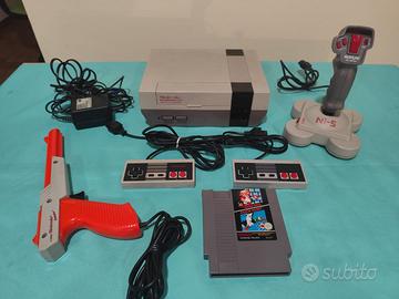 NINTENDO NES CON ZAPPER CONSOLE VIDEOGAME VINTAGE