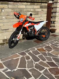 Moto 125 ktm