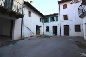 4 LOCALI A FAEDIS