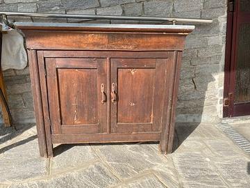 CREDENZA ANTICA