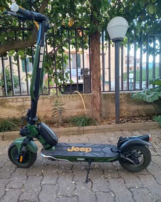 Monopattino Elettrico Jeep