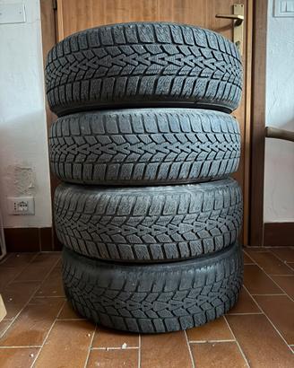 Gomme invernali con cerchi