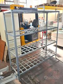 scaffalatura zincata a 4 mensole usata