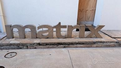 lettere scatolate in acciaio inox retroilluminate