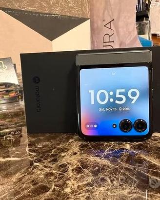 MOTOROLA RAZR 50 ULTRA 12GB RAM/512GB CON GARANZIA