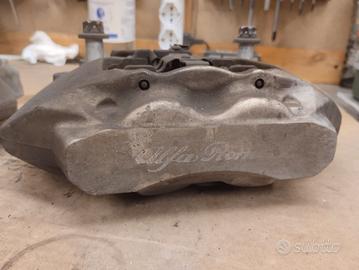 pinze Brembo 4 pompanti 305 alfa 159