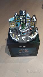 villaggio di Natale con luci e musica