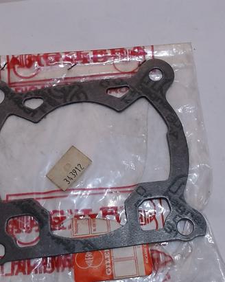 GUARNIZIONE BASE CILINDRO 0,7 SP01 125 GILERA 3439