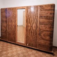 Armadio Art Déco con impiallacciatura di noce