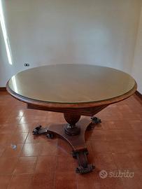 tavolo tondo in noce stile 800