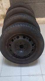 Gomme termiche e cerchi 185/60/15 vw polo