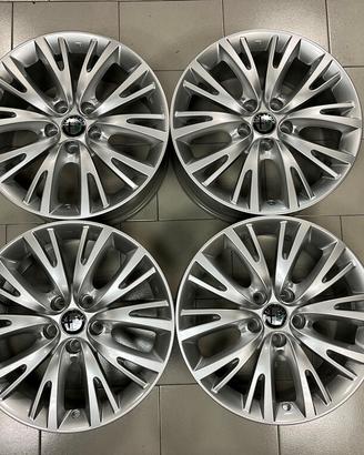 Cerchi orig. Alfa Romeo da 17" OFAR33
