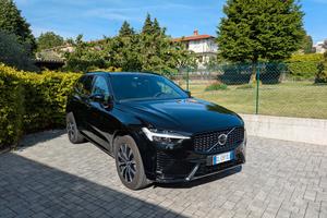 volvo XC60 plus dark autocarro n1