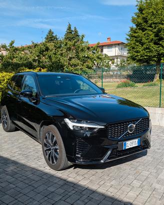 volvo XC60 plus dark autocarro n1