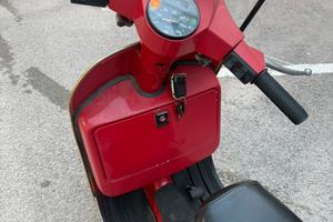 Vespa 150 arcobaleno