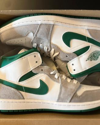 Air Jordan 1 Mid SE Grey Green - New Never Used