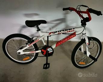Bicicletta Bmx Freestyle