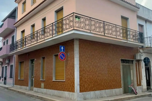 ? Indipendente Angolare di Ampia Metratura - Ott