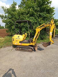 Mini escavatore komatsu mistral PC