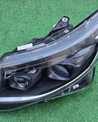 MERCEDES V-CLASSE W447 Restyling FULL LED Faro Fan