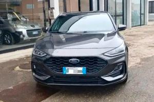 Ford Focus St-Line 2023 Benzina Ibrida