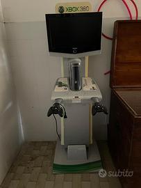 Totem Xbox 360 con annessa Xbox funzionante