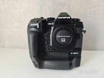 Olympus e-m1x