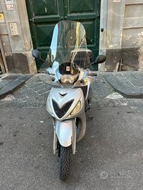 Motorino Suzuki Sixteen 150