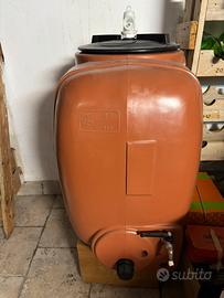 Botte in resina per vino 200 litri