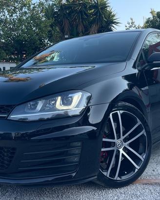 Volkswagen Golf 7 GTD DSG 2.0 TDI 184cv”MOTORE 18.