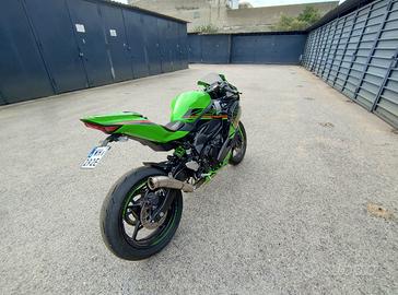Kawasaki zx 4RR