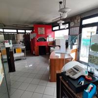 Pizzeria d'asporto avviata con 22 anni di attività