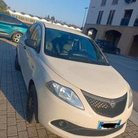 Lancia Ypsilon GPL