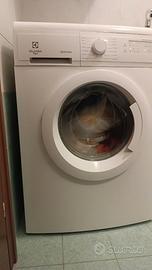 Lavatrice Rex Electrolux 7kg modello RWP1271TFW