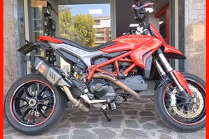 Promo ducati hypermotard 821 desmo/rate/permute