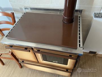 Cucina economica a legna