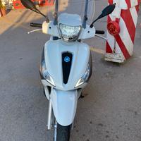 Piaggio medley 125