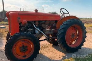 Trattore Fiat La piccola 241 RV