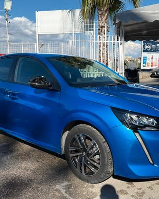 Peugeot 208 2023 PureTech 100CV Stop&Start Allure 